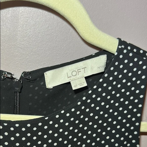 LOFT Petite Black & White Sleeveless Polka Dot Dress - 4P - Picture 2 of 4